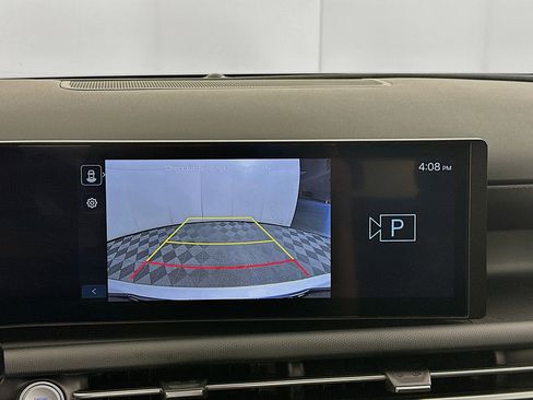 Used 2025 Hyundai Tucson SEL FWD image 23