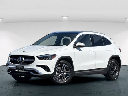 Certified 2026 Mercedes-Benz GLA 250 image 2