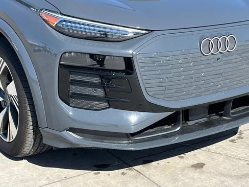 Used 2025 Audi Q6 e-tron Prestige w/ Black Warm Weather Package AWD/4WD image 9