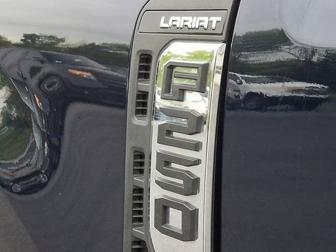Used 2024 Ford F250 Lariat AWD/4WD image 31