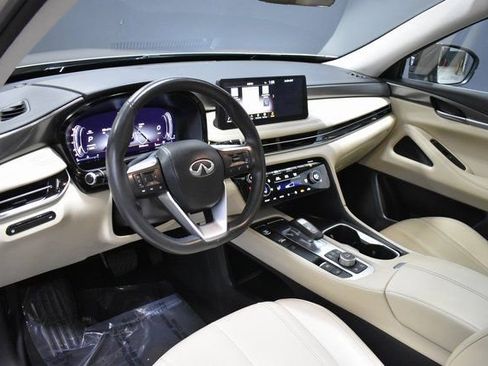 Used 2023 INFINITI QX60 Luxe image 4