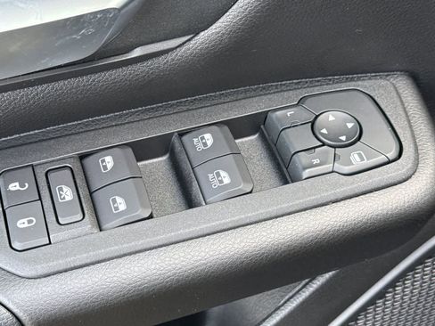 New 2026 RAM 1500 Express image 13