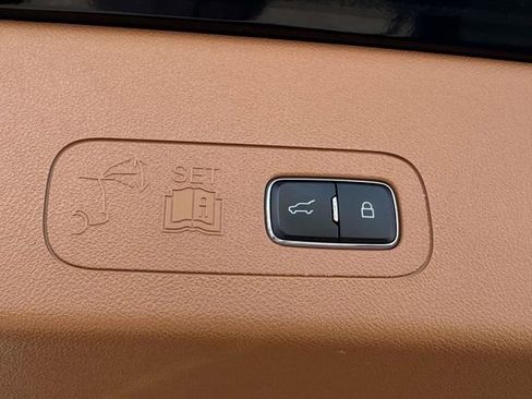 Certified 2023 Lincoln Aviator Black Label w/ Jet Package AWD/4WD image 8