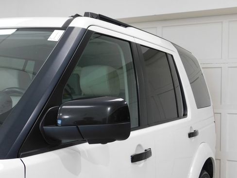 Used 2011 Land Rover LR4 HSE LUX AWD/4WD image 14