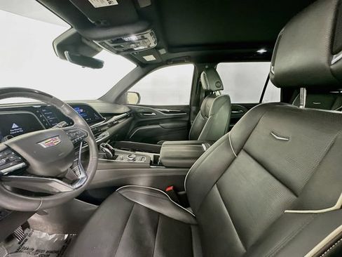 Used 2022 Cadillac Escalade Sport w/ Touring Package RWD image 21