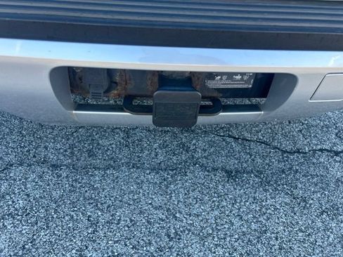 Used 2014 GMC Yukon XL SLT AWD/4WD image 16