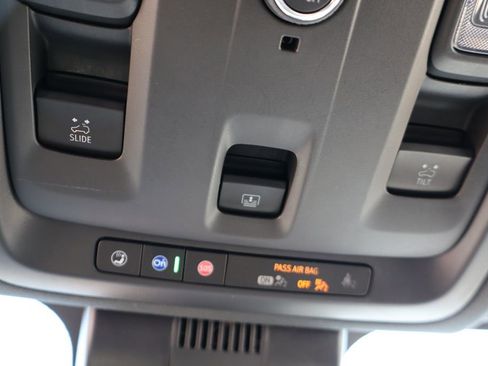 Used 2023 Chevrolet Tahoe RST image 28