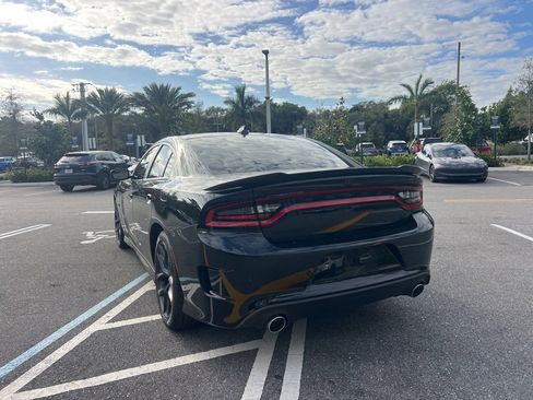 Used 2023 Dodge Charger R/T w/ Harman/Kardon Audio Group image 17