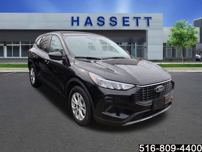 Used 2025 Ford Escape Active w/ Cold Weather Package