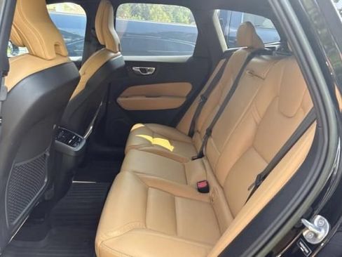 Used 2023 Volvo XC60 B6 Ultimate w/ Protection Package Premier AWD/4WD image 6