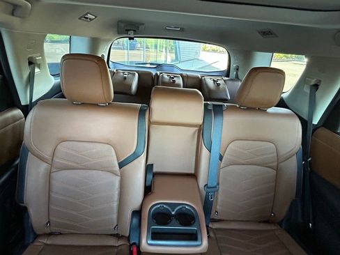 Used 2023 Nissan Pathfinder Platinum w/ Cargo Package image 43