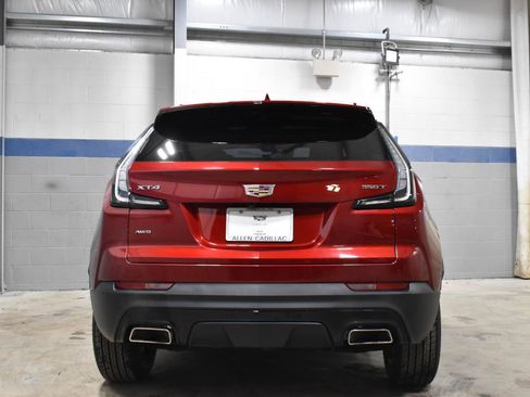 Used 2023 Cadillac XT4 Sport w/ Cold Weather Package image 27