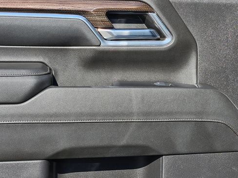 Used 2024 Chevrolet Silverado 2500 LT image 23