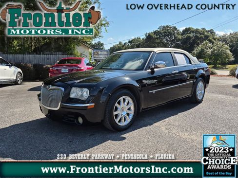 Used 2008 Chrysler 300 C w/ Navigation & Sound Group II image 1