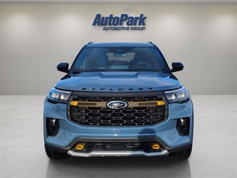 New 2026 Ford Explorer Tremor w/ Tremor Convenience Package image 2