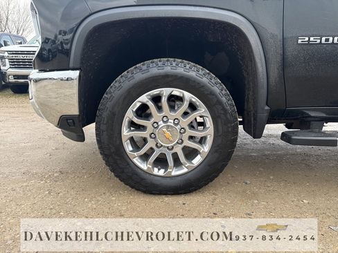 Used 2025 Chevrolet Silverado 2500 LTZ w/ LTZ Plus Package image 51