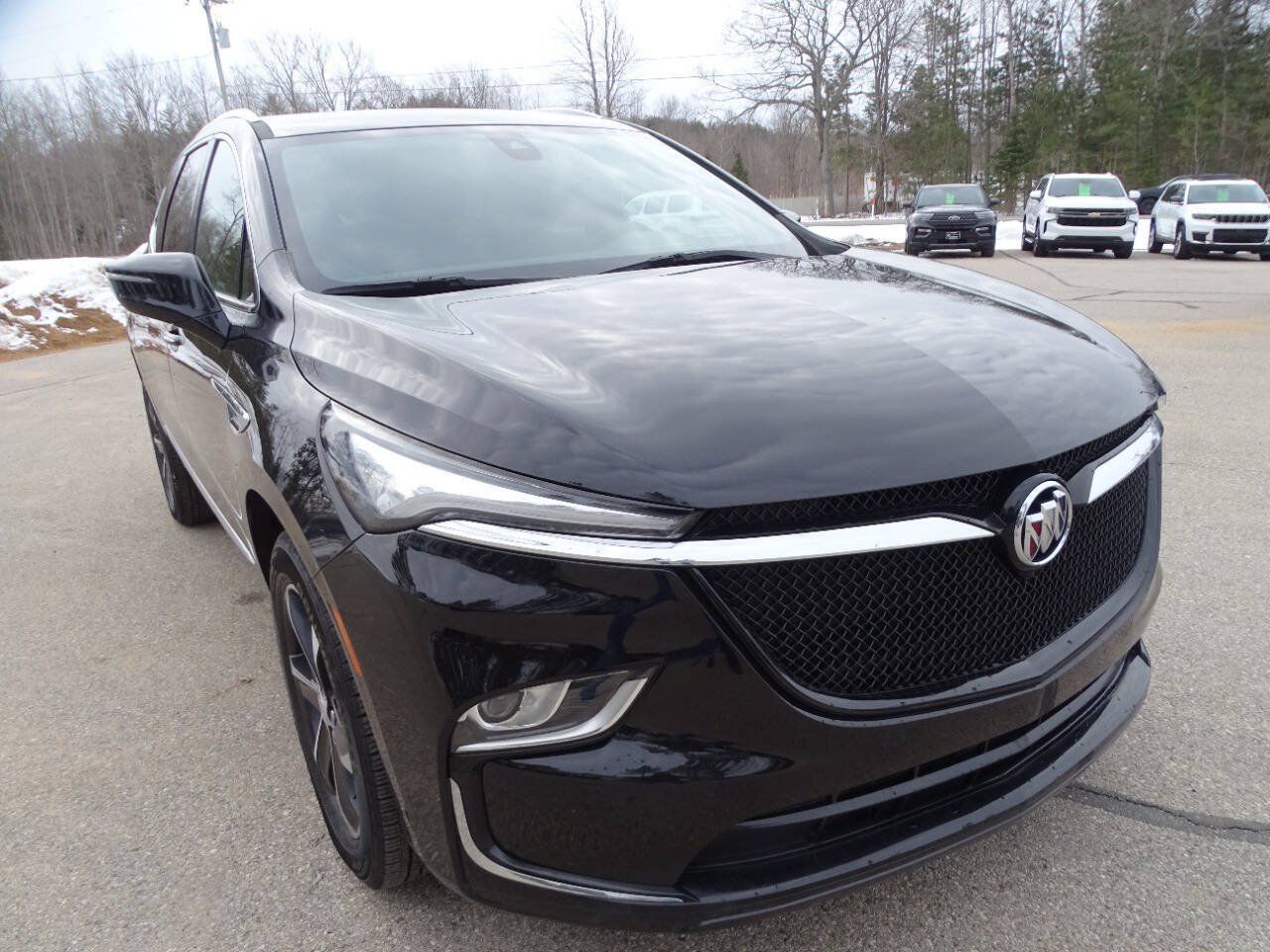 Used 2022 Buick Enclave AWD Essence w/ Sport Touring Edition image 3