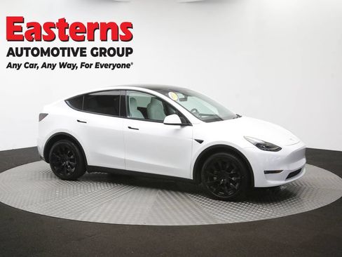 Used 2022 Tesla Model Y Long Range AWD/4WD image 43