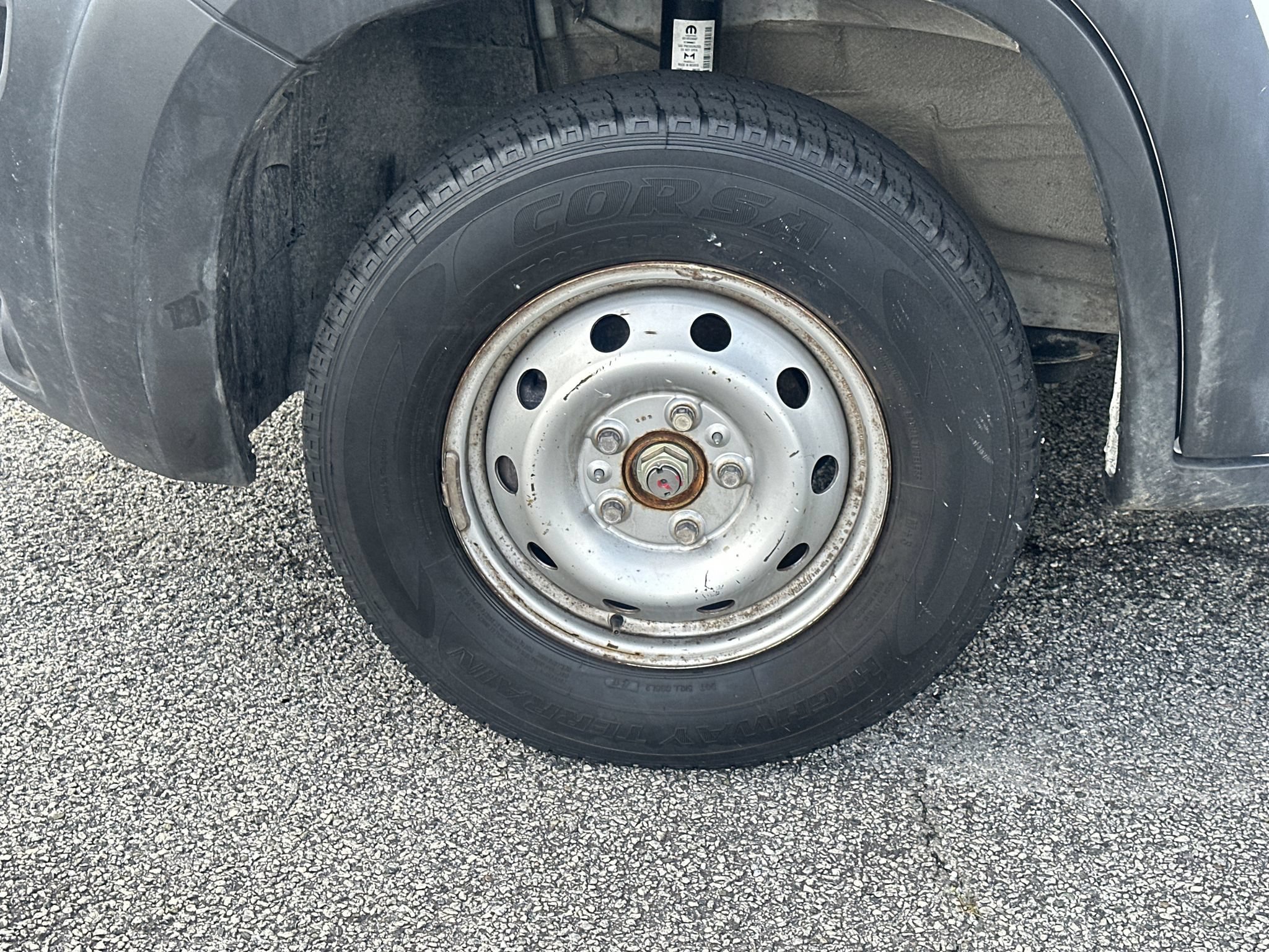 Used 2024 RAM ProMaster 2500 FWD image 11