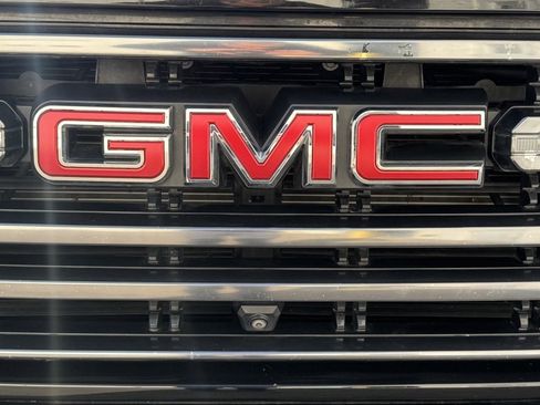 Used 2019 GMC Sierra 1500 AT4 w/ AT4 Premium Package image 9