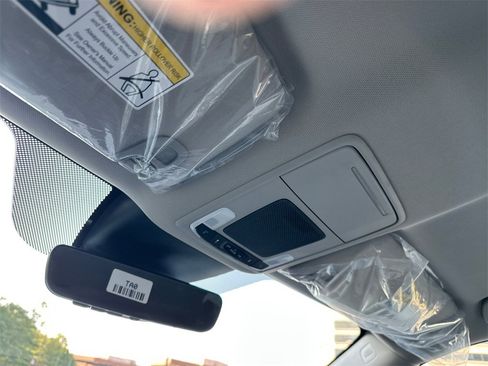 New 2025 Honda Pilot EX-L image 33