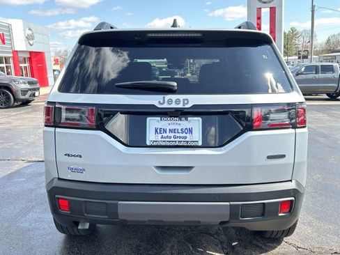 New 2026 Jeep Cherokee Overland image 9