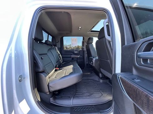 Used 2023 GMC Sierra 3500 Denali w/ Denali Ultimate Package image 22