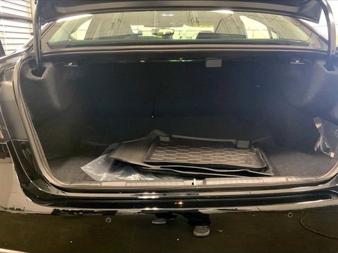 Certified 2025 Subaru Legacy Limited image 34