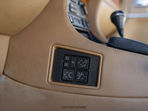 Used 1994 Jaguar XJ6 image 32