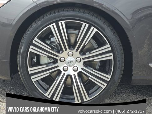 Certified 2023 Volvo S90 B6 Ultimate w/ Protection Package Premier AWD/4WD image 14
