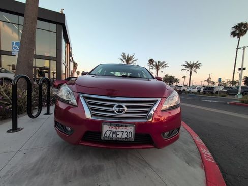 Used 2013 Nissan Sentra SL w/ Navigation Pkg FWD image 40