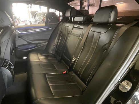 Used 2019 BMW 530e w/ M Sport Package RWD image 19