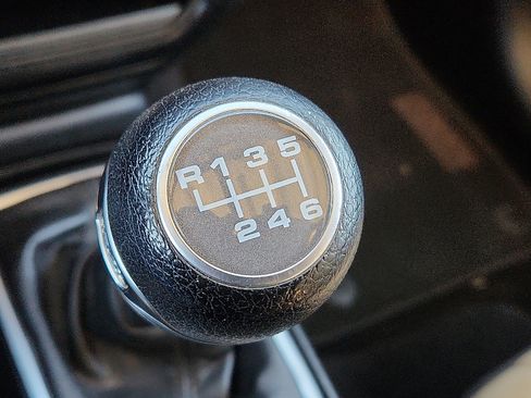 Used 2020 Jeep Gladiator Sport w/ Quick Order Package 23S image 17