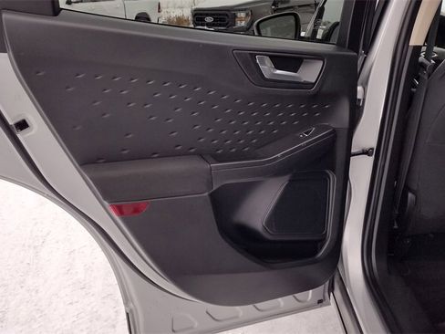 Certified 2020 Ford Escape SE image 20