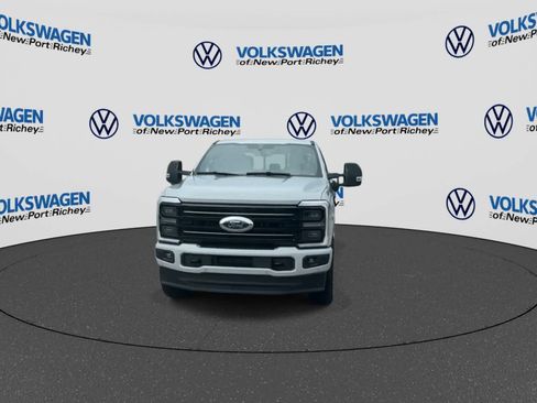 Used 2026 Ford F250 Platinum AWD/4WD image 3