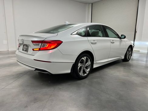 Used 2019 Honda Accord EX-L image 7