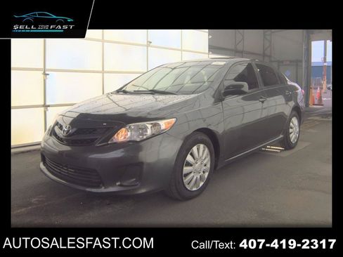 Used 2011 Toyota Corolla LE FWD image 1