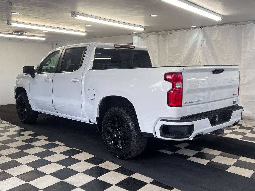 Used 2024 Chevrolet Silverado 1500 RST AWD/4WD image 9