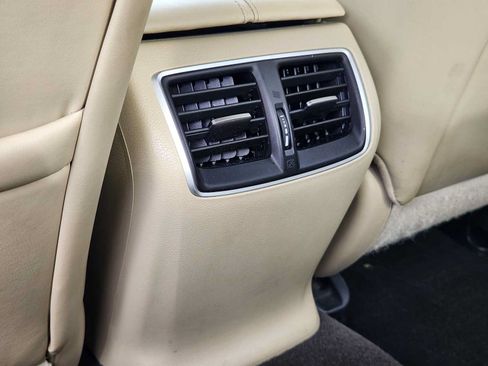 Used 2015 Acura TLX w/ Technology Package FWD image 28