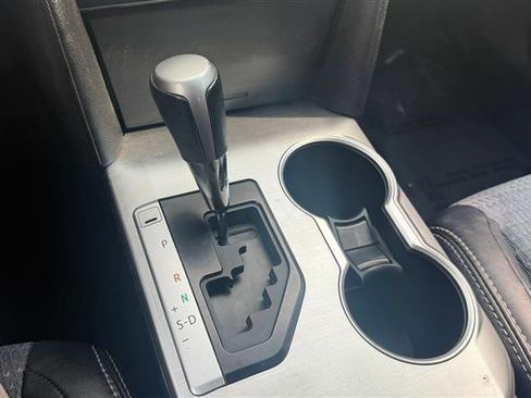 Used 2012 Toyota Camry SE image 33