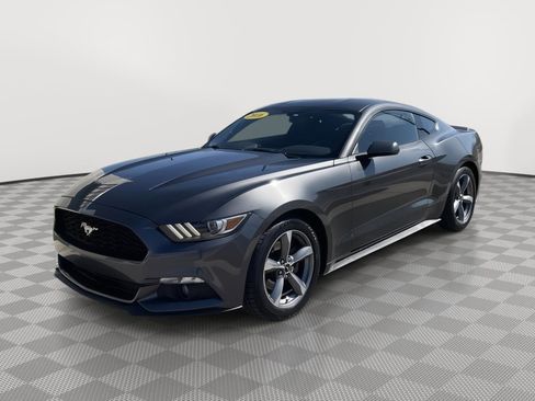 Used 2016 Ford Mustang Coupe w/ Equipment Group 051A image 3