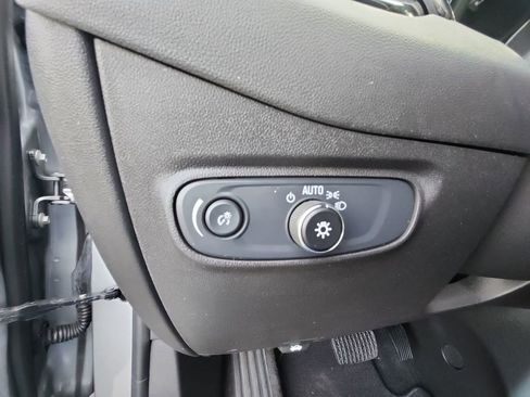 Certified 2024 Chevrolet Equinox RS image 22