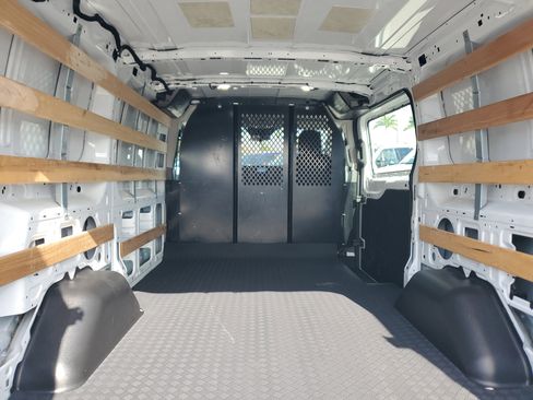 Used 2024 Ford Transit 250 Low Roof w/ Exterior Upgrade Package image 10