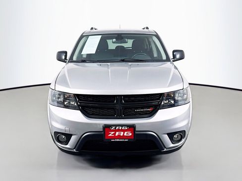 Used 2019 Dodge Journey SE w/ Connectivity Group image 8