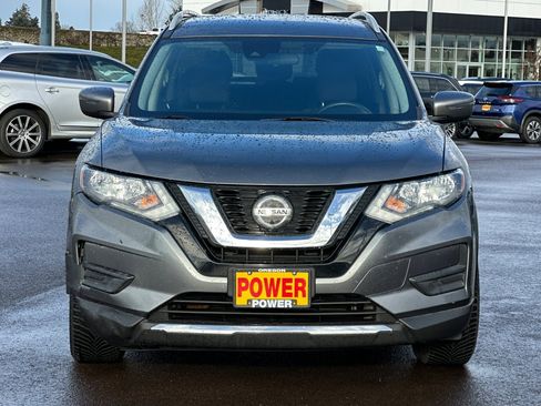 Used 2019 Nissan Rogue SV image 9
