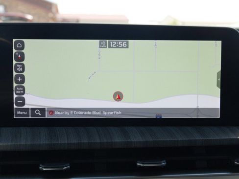 Used 2023 Kia Telluride AWD image 23