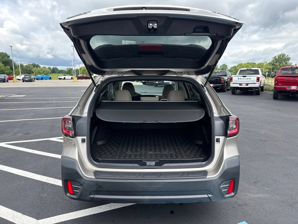 Used 2020 Subaru Outback Premium AWD/4WD image 7