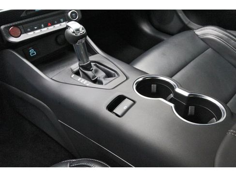 Used 2025 Ford Mustang Premium RWD image 28