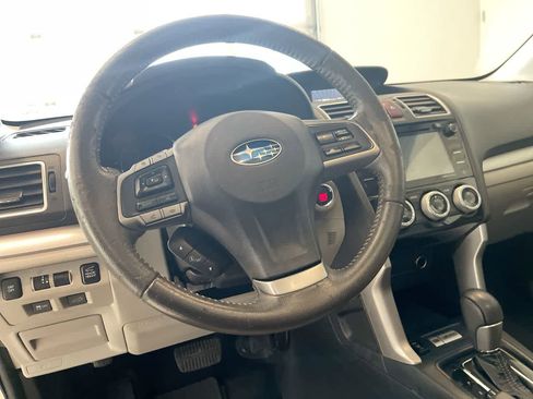 Used 2016 Subaru Forester 2.5i Touring w/ Eyesight & Navigation System image 14