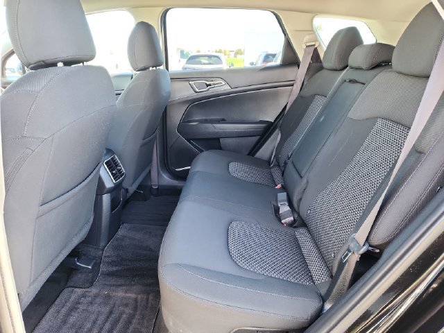 Used 2023 Kia Sportage LX AWD/4WD image 25